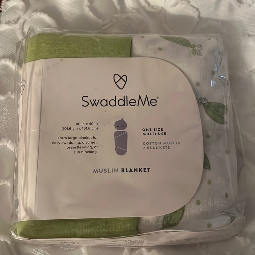 Swaddle blankets 2 pack